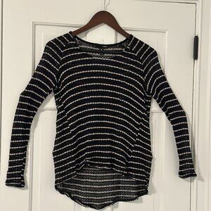 Aqua | Black & White Long-Sleeve